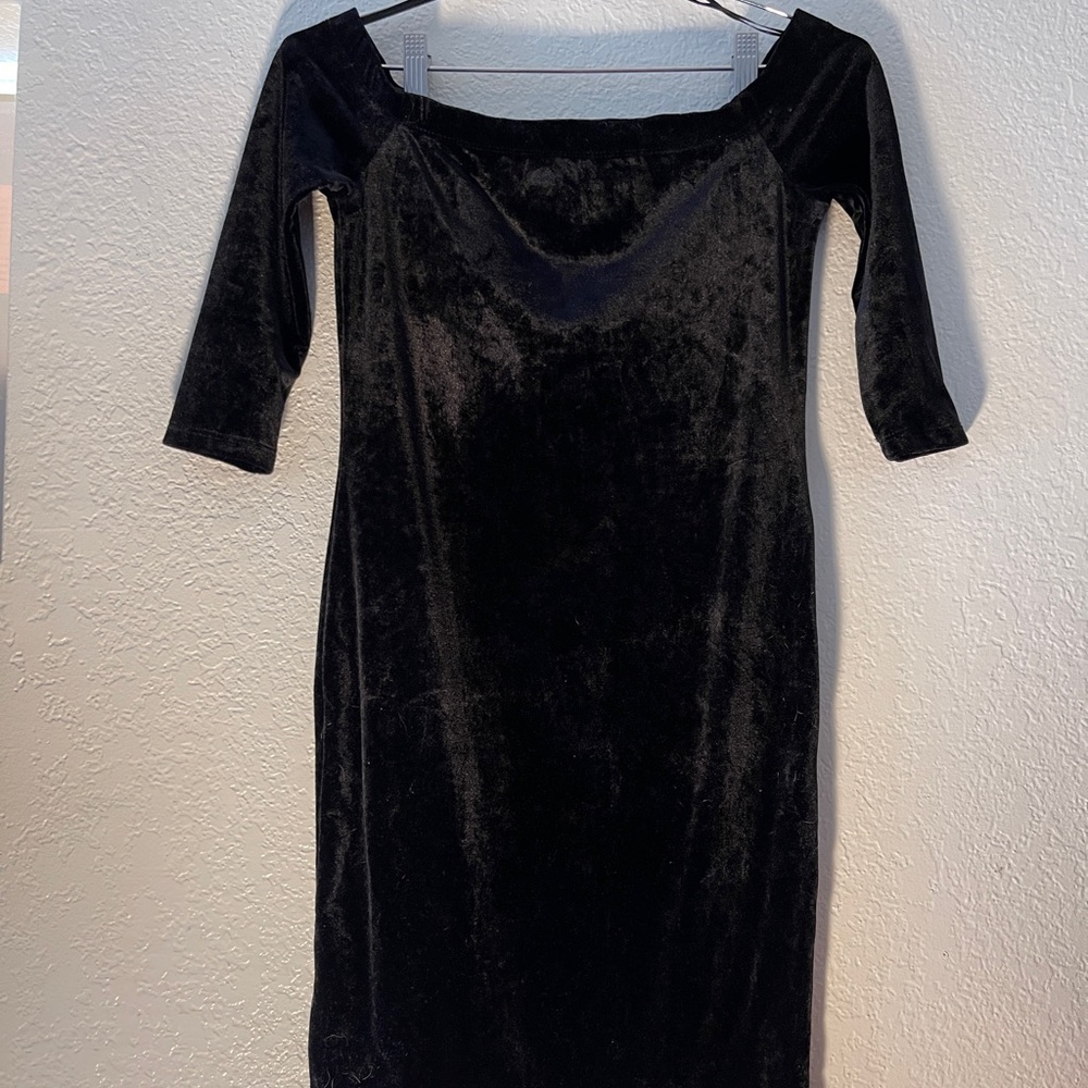Ambiance Elegant Black Velvet Dress